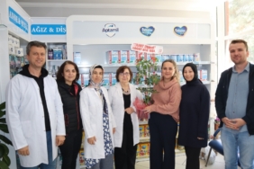 11haber-1101247-durgut-eczacilar-gunu-kutlu-olsun-1.jpg