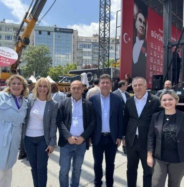 11haber-138141-tuzun-emeklinin-hakkini-aramak-icin-0.jpg