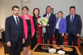 11haber-289752-chp-heyetinden-anlamli-ziyaret-0.jpg