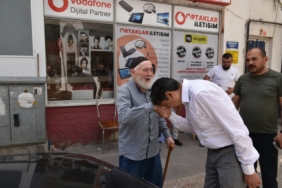 11haber-152878-baskan-durgut-esnaf-ziyareti-yapti-3.jpg