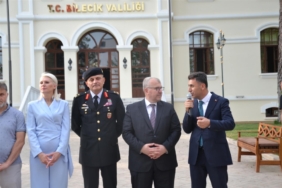 11haber-378476-halk-bayramlasmasi-coskulu-gecti-9.jpg