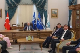 11haber-468969-subasi-dan-komsu-baskan-bozbey-e-ziyaret-0.jpg