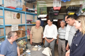 11haber-651396-eski-baskan-a-ziyaret-0.jpg