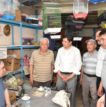 11haber-651396-eski-baskan-a-ziyaret-0.jpg