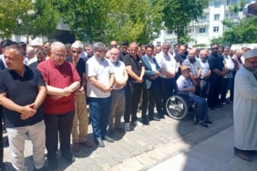 11haber-871011010-sebahat-teyze-gozyaslariyla-ebediyete-ugurlandi-2.jpg
