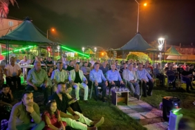11haber-1106818-tuzun-ve-dilsiz-heyecana-ortak-oldular-4.jpg