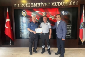 11haber-213732-ustun-basari-belgesi-verildi-0.jpg