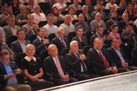 11haber-69109310-subasi-genel-baskan-ozel-ile-kongreye-katildi-1.jpg