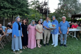 11haber-73102210-husyin-hoca-ya-anlamli-veda-1.jpg