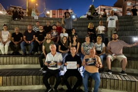11haber-987775-chp-orgutu-isiklari-yakip-sondurdu-0.jpg