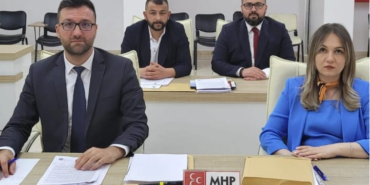 MHP-LI-MECLIS-UYELERI-HASMANE-TUTUMLARLA-GELMEDIK-15030