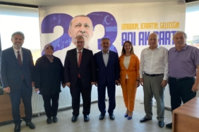 11haber-31012510-ak-parti-23-yasinda-2.jpg