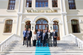 11haber-9108583-baskan-durgut-ilcemize-yakisan-bir-okul-olacak-2.jpg