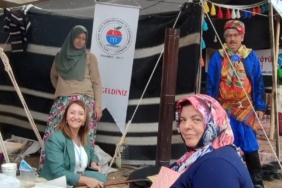 11haber-1088963-zekiye-baskan-oklavayi-eline-aldi-0.jpg