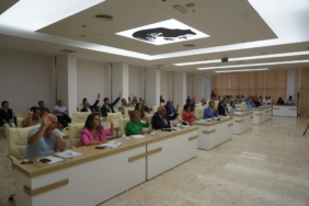 11haber-7410436-belediye-ye-2-adet-yol-supurme-araci-alinacak-0.jpg