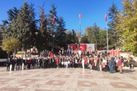 11haber-512796-cumhuriyetimiz-101-yasinda-dimdik-ayakta-1.jpg