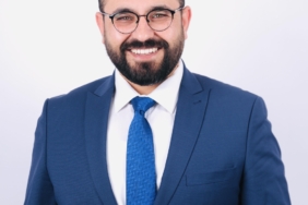 11haber-8498105-ak-parti-kongreye-gidiyor-1.jpg