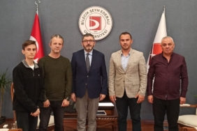 11haber-947282-thk-dan-rektor-hocaya-ziyaret-0.jpg