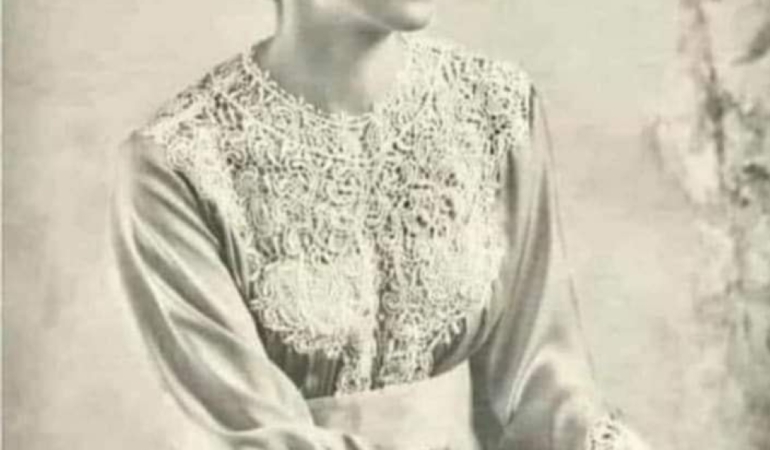 11haber-829641-duydum-ki-unutmussun-gozlerimin-rengini-0.jpg