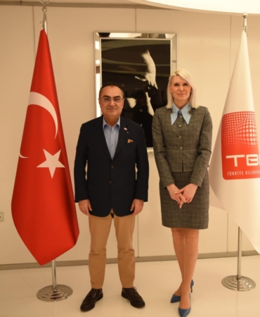 11haber-5311086-subasi-yildiz-ile-biraya-geldi-0.jpg