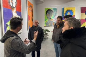 11haber-868173-baskanlardan-sergi-ziyareti-0.jpg