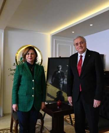11haber-10810728-unluce-den-bakkalcioglu-na-ziyaret-0.jpg