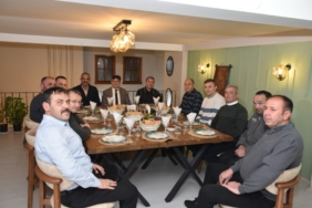 11haber-8910328-baskan-durgut-emekli-olan-personelle-bir-araya-geldi-1.jpg