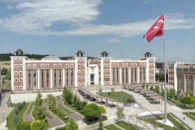 11haber-1041549-bseu-den-bir-buyuk-basari-daha-0.jpg