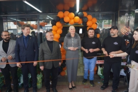 11haber-9210328-cizzgara-et-kokorec-acildi-2.jpg