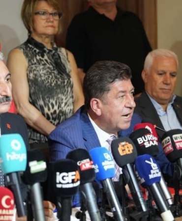 11haber-6103458-tuzun-chp-li-belediyeler-arasinda-en-yuksek-memnuniyet-oranina-sahip-baskanlardan-biri-oldu-2.jpg
