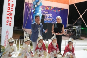 11haber-10781066-bilecik-belediyesinden-toplu-sunnet-soleni-4.jpg