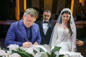 11haber-437957-esra-mert-in-mutlu-gunu-0.jpg