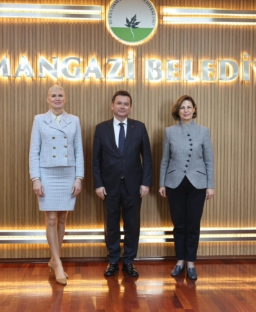 11haber-556465-subasi-ve-unluce-den-ziyaretler-1.jpg