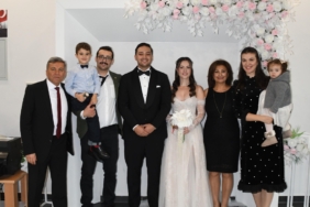 11haber-944262-suyolcu-bayter-ailelerinin-mutlu-gunu-1.jpg
