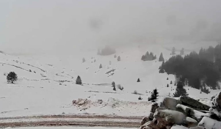 KOMŞUYA KAR YAĞDI; SOĞUĞU BİZE GELDİ