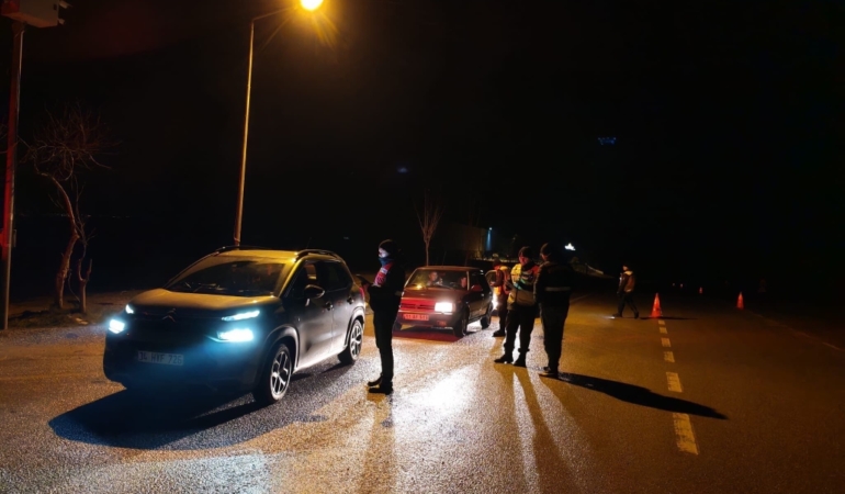BİLECİK’TE JANDARMA KUŞ UÇURMADI