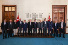 11haber-955455-muhtarlardan-vali-sozer-e-ziyaret-0.jpg