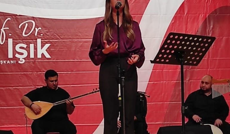 GÜLÜN SESİ BÜLBÜLÜN TÜRKÜSÜ