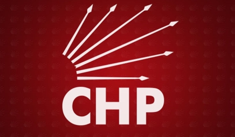 CHP’DEN İSTİFA ETTİ