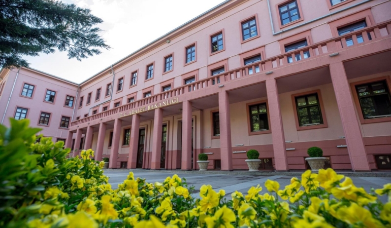11haber-253175-bekleyecek-bakanlik-15-bin-personel-alacak-0.jpg