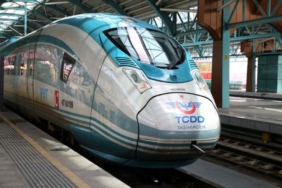 11haber-216625-istanbul-eskisehir-arasi-tren-2-ay-hizmet-vermeyecek-0.jpg