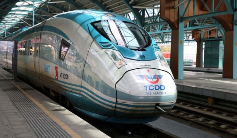 İSTANBUL-ESKİŞEHİR ARASI TREN 2 AY HİZMET VERMEYECEK