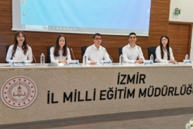 11haber-31021037-ataturk-lisesi-panelde-goz-doldurdu-1.jpg