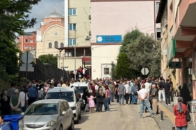 11haber-5101273-ogrenciler-sinavda-veliler-bahcede-ter-doktu-0.jpg