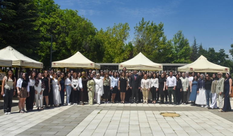 TOPLUMSAL SORUNLARA DİKKAT ÇEKİLDİ