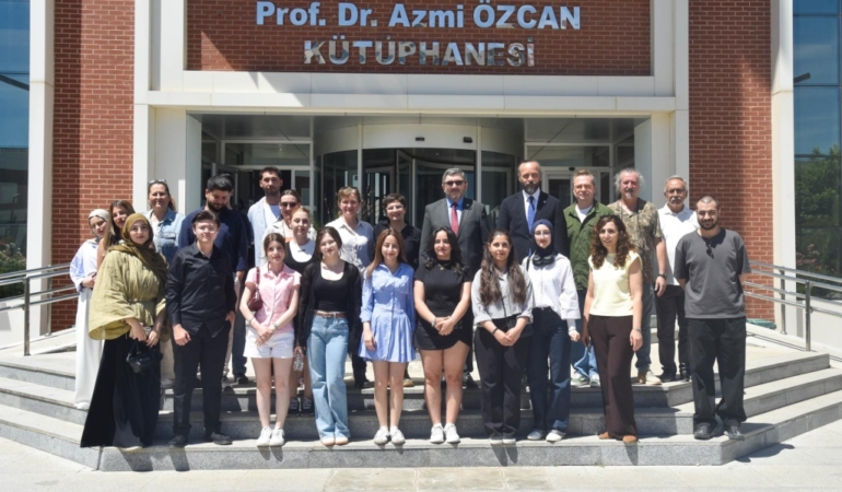 KAMPÜSTE YAŞAM SERGİSİ BÜYÜK İLGİ GÖRDÜ