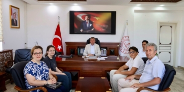 11haber-10109867-sampiyonlardan-mudur-simsek-e-ziyaret-0.jpg