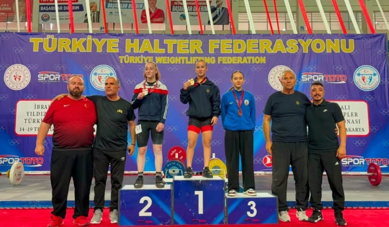 11haber-523645-bilecikli-beyzanur-turkiye-3-ncusu-oldu-0.jpg