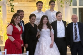 11haber-531454-selin-tolunay-in-mutlu-gunu-1.jpg