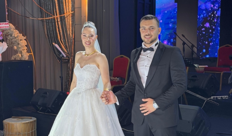 ÖMER ALP CEREN’İNE KAVUŞTU
